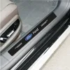 Naklejki Ochronne na Progi Ford – Carbon Look z Logo FORD - zestaw 4 sztuk