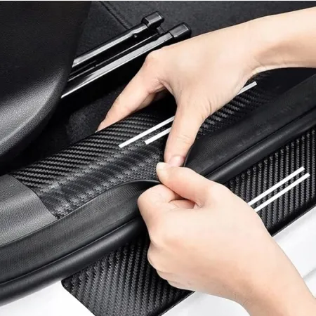 Naklejki Ochronne na Progi Hyundai – Carbon Look z Logo HYUNDAI - zestaw 4 sztuk