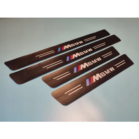 Naklejki Ochronne na Progi BMW – Carbon Look z Logo M BMW - zestaw 4 sztuk