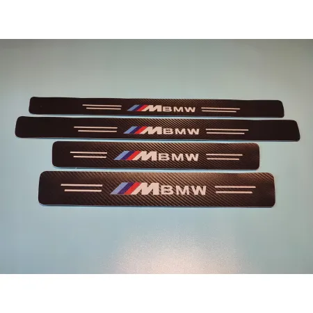 Naklejki Ochronne na Progi BMW – Carbon Look z Logo M BMW - zestaw 4 sztuk