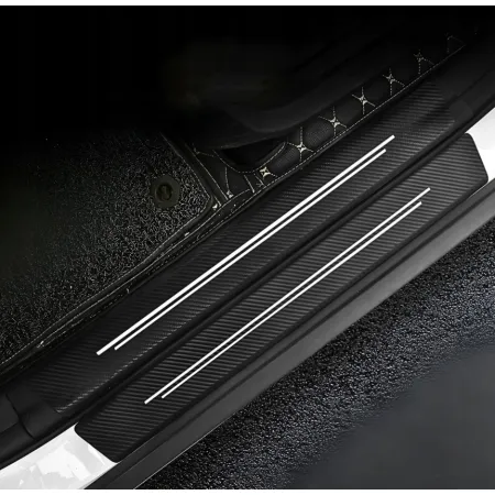 Naklejki ochronne na progi – Carbon Look - zestaw 4 sztuk