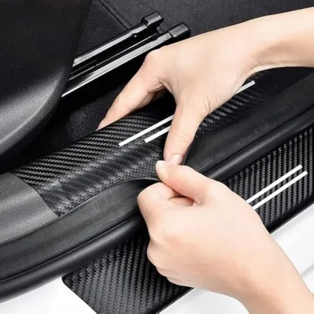 Naklejki Ochronne na Progi Chevrolet – Carbon Look z Logo CHEVROLET - zestaw 4 sztuk